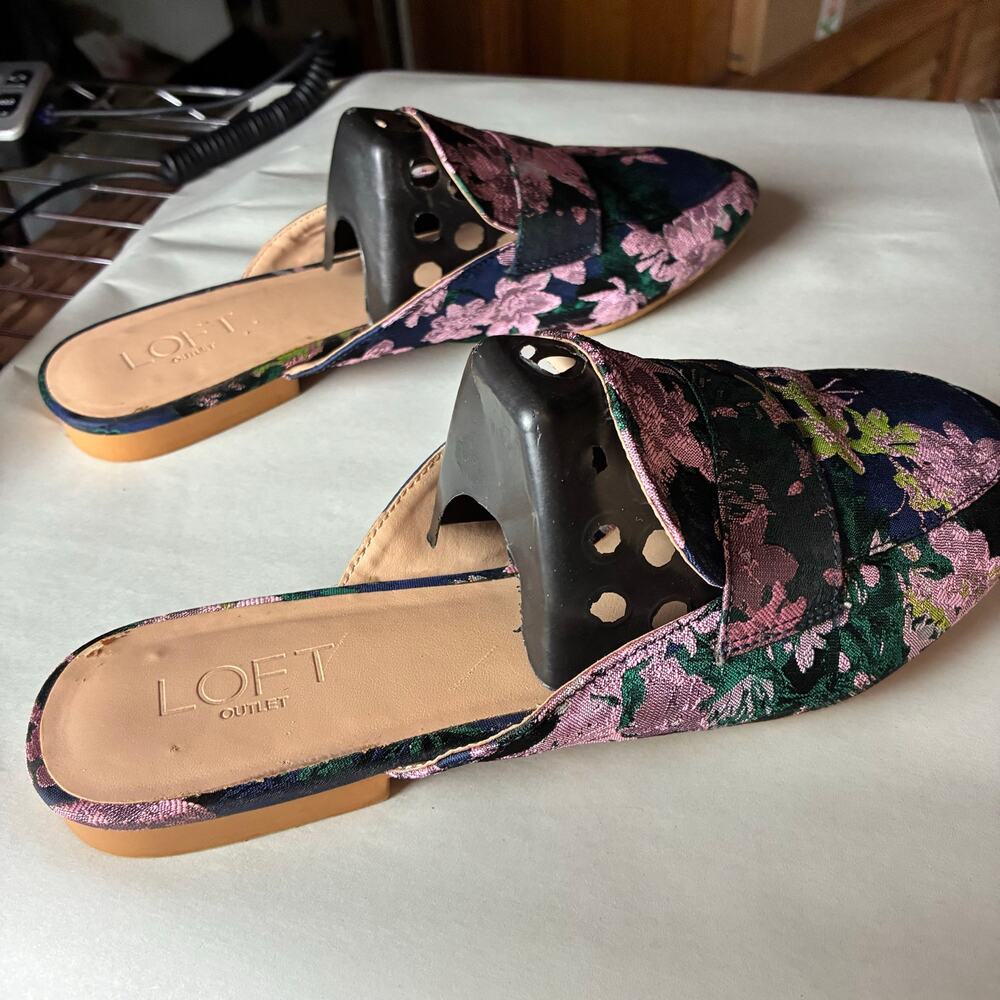 LOFT Blue Floral Monk Strap Mule Shoes Women's 9 Pointed-Toe Satin Asian Shimmer - Picture 9 of 13
